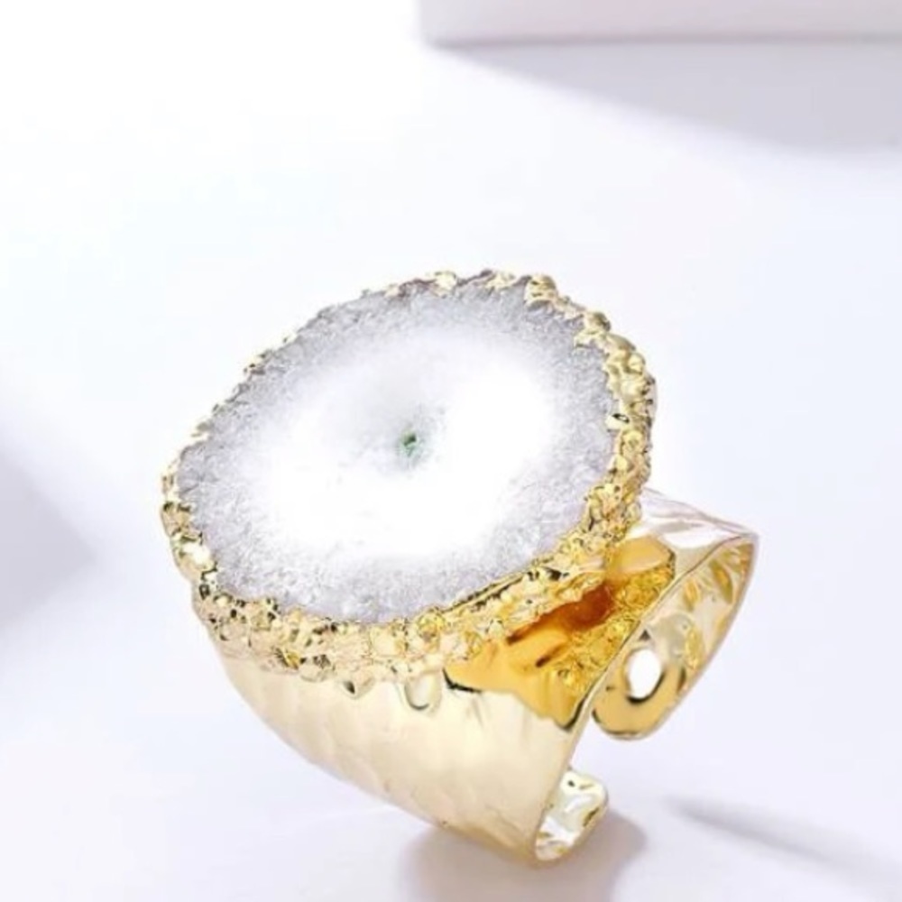 GOLD SOLAR QUARTZ ADJUSTABLE RING - Picture 2 of 3